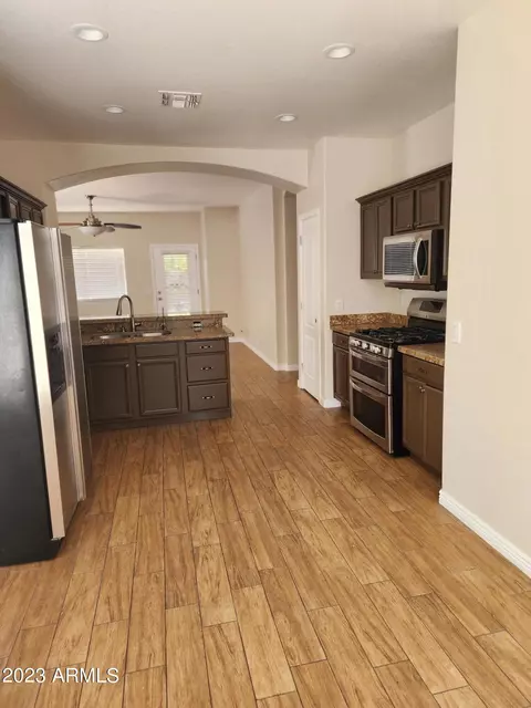 3693 E Derringer Way, Gilbert, AZ 85297 photo 9