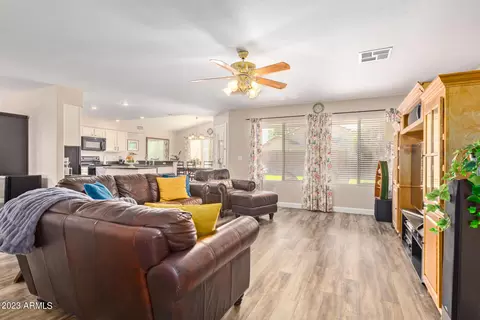 461 W Harvard Ave, Gilbert, AZ 85233 photo 8