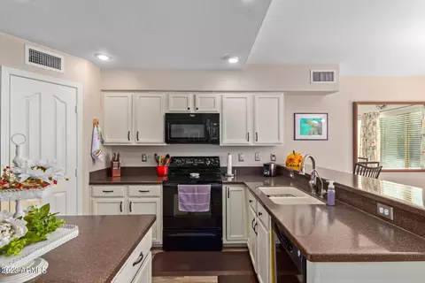 461 W Harvard Ave, Gilbert, AZ 85233 photo 17