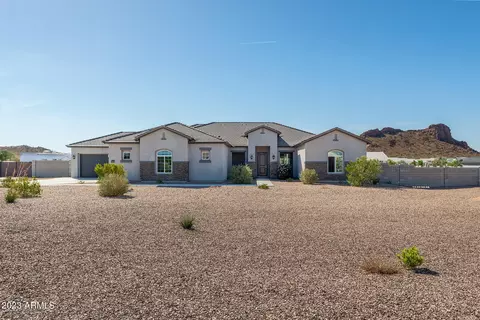 273 W Dundy St, San Tan Valley, AZ 85143