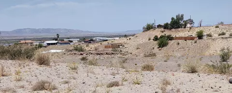 4600 E Beach Dr #10, Topock, AZ 86436