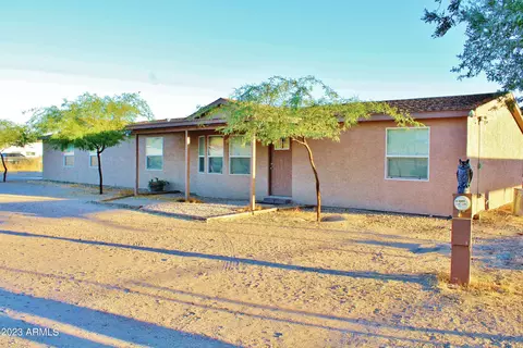 2921 W Windsong St, Apache Junction, AZ 85120
