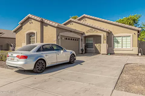 9414 W Raymond St, Tolleson, AZ 85353