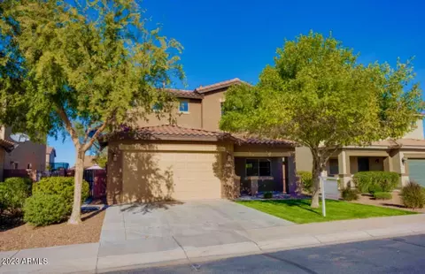 806 W Trellis Rd, San Tan Valley, AZ 85140