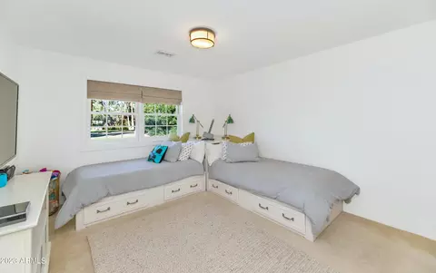 3607 N 55th Pl, Phoenix, AZ 85018 photo 13