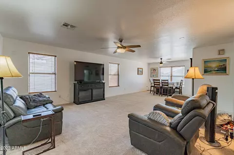 10563 E Bramble Ave, Mesa, AZ 85208 photo 4