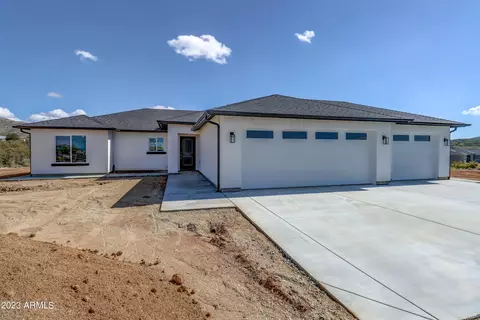 17400 E Hiding Horse Ln, Dewey, AZ 86327