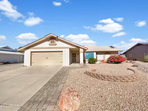 13914 W Pinetree Dr, Sun City West, AZ 85375