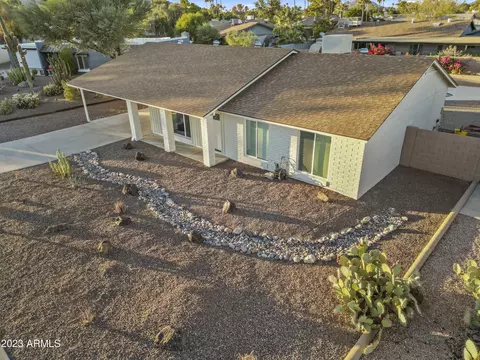 2614 E Becker Ln, Phoenix, AZ 85028