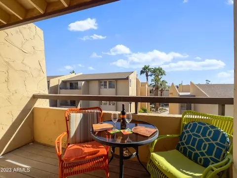 8055 E Thomas Rd #N302, Scottsdale, AZ 85251