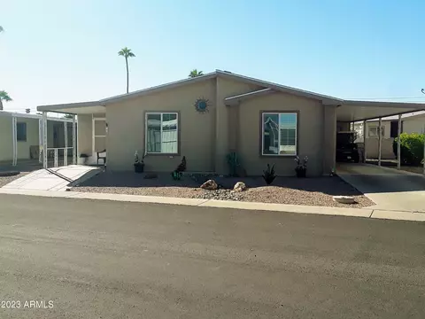 10701 N 99th Ave #4, Peoria, AZ 85345