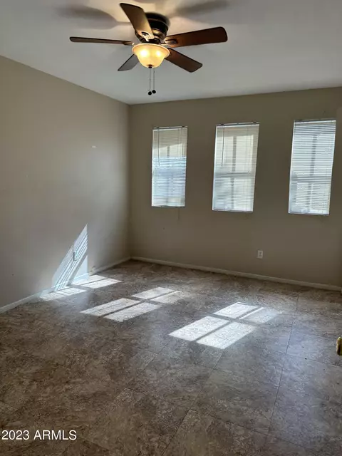 420 E Kachina Trl, Phoenix, AZ 85042 photo 9