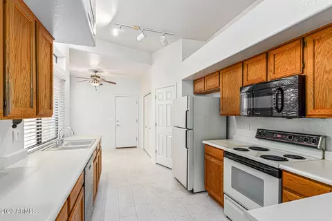 1055 E Mcnair Dr, Tempe, AZ 85283 photo 7