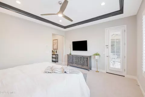 3048 E Robin Ln, Phoenix, AZ 85050 photo 18