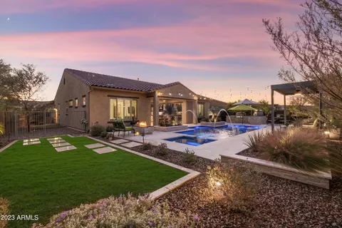 3048 E Robin Ln, Phoenix, AZ 85050 photo 5