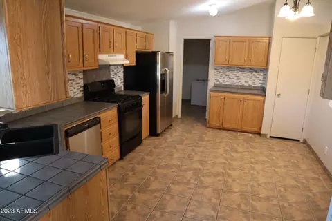 5283 E Brickey Dr, Hereford, AZ 85615 photo 3