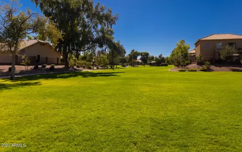 362 E Palomino Ct, Gilbert, AZ 85296 photo 14
