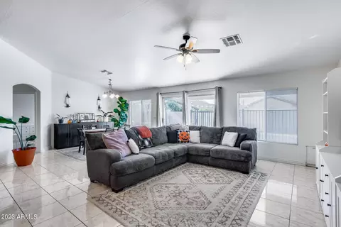 10455 E Diamond Ave, Mesa, AZ 85208 photo 2