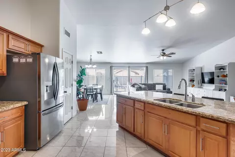 10455 E Diamond Ave, Mesa, AZ 85208 photo 3