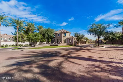2738 S Harmony Ave, Gilbert, AZ 85295 photo 25