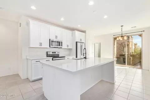 2738 S Harmony Ave, Gilbert, AZ 85295 photo 6