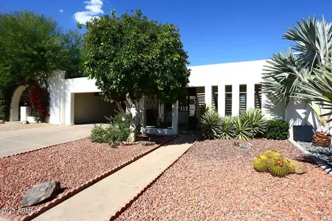 7302 E Joshua Tree Ln, Scottsdale, AZ 85250