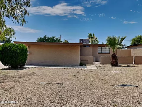 670 N Delaware St, Chandler, AZ 85225