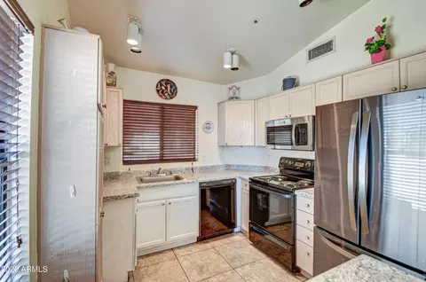 613 S Crows Nest Dr, Gilbert, AZ 85233 photo 12