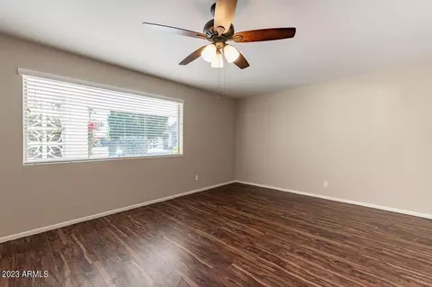 824 W Glenn Dr, Phoenix, AZ 85021 photo 8