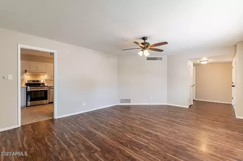 824 W Glenn Dr, Phoenix, AZ 85021 photo 7