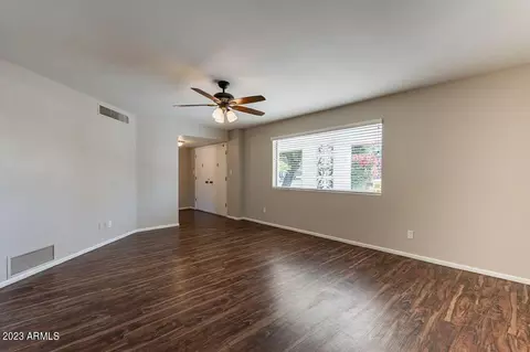 824 W Glenn Dr, Phoenix, AZ 85021 photo 6