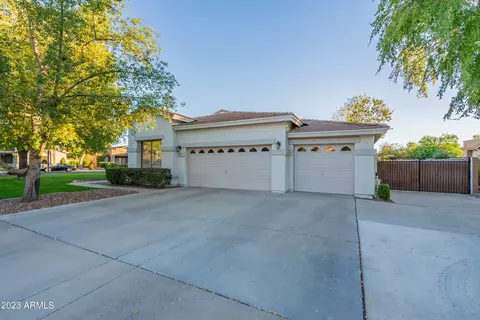 1541 E Shamrock St, Gilbert, AZ 85295 photo 3