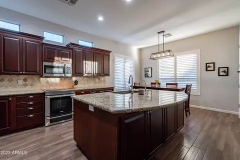 1541 E Shamrock St, Gilbert, AZ 85295 photo 7