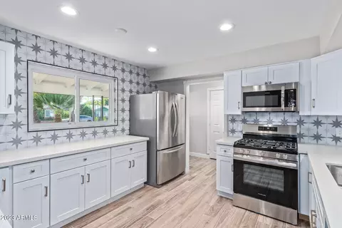 1040 W 10th Pl, Mesa, AZ 85201 photo 5