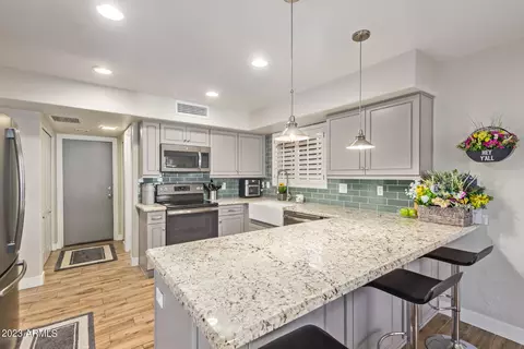 884 W Shellfish Dr, Gilbert, AZ 85233 photo 14