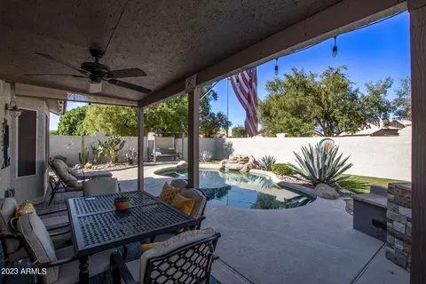884 W Shellfish Dr, Gilbert, AZ 85233 photo 32