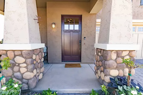 3529 E Pinto Dr, Gilbert, AZ 85296 photo 2