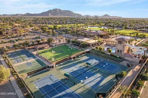 View/Area - 6424 S Glory Ct, Gilbert, AZ 85298 photo 7 of 11