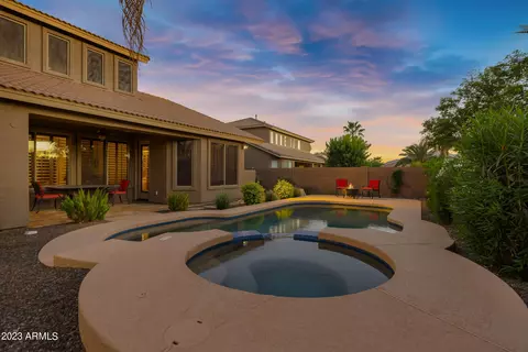 Exterior - 6424 S Glory Ct, Gilbert, AZ 85298 photo 8 of 13