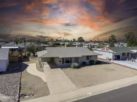 11802 N 105th Ave, Sun City, AZ 85351