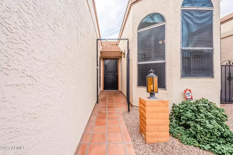 4310 N 29th Way, Phoenix, AZ 85016 photo 3