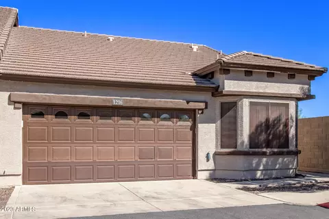 2725 E Mine Creek Rd #1216, Phoenix, AZ 85024