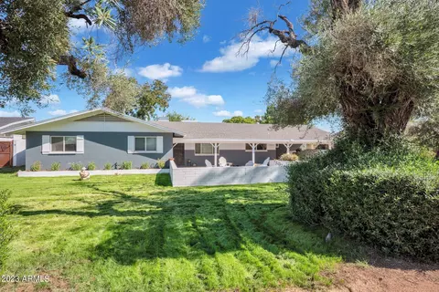 3223 N 41st St, Phoenix, AZ 85018