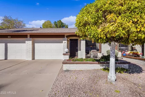 2064 S Farnsworth Dr #49, Mesa, AZ 85208