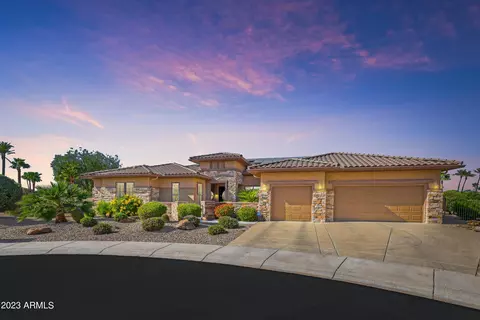 17360 W Monarch Way, Surprise, AZ 85387