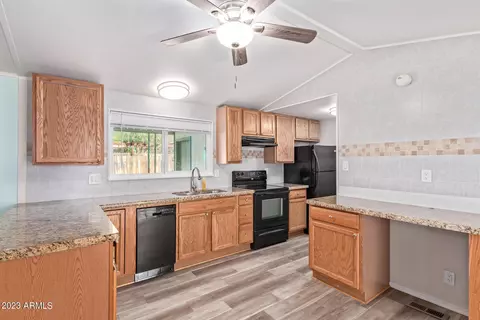 1465 S Desert View Pl, Apache Junction, AZ 85120 photo 4