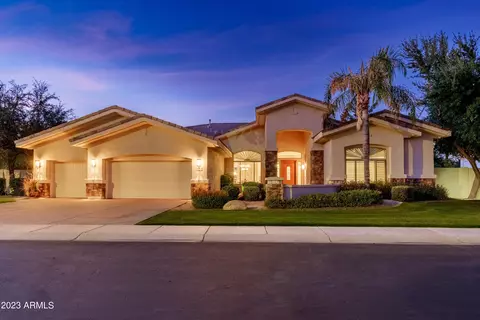 1674 W Yellowstone Way, Chandler, AZ 85248