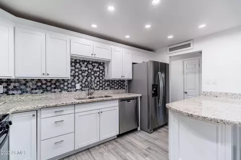 3719 Eugie Ave, Phoenix, AZ 85032 photo 13