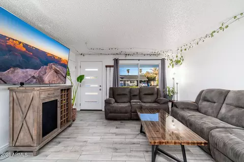 3719 Eugie Ave, Phoenix, AZ 85032 photo 6