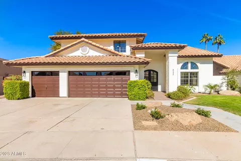 932 W Coast Dr, Gilbert, AZ 85233